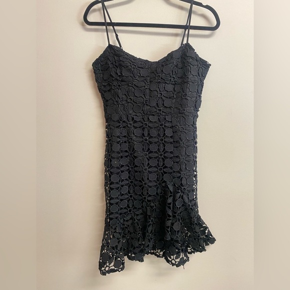 NWT Olivaceous Flounce Lace Dress with Spaghetti Straps in Black Size Medium - Picture 5 of 9